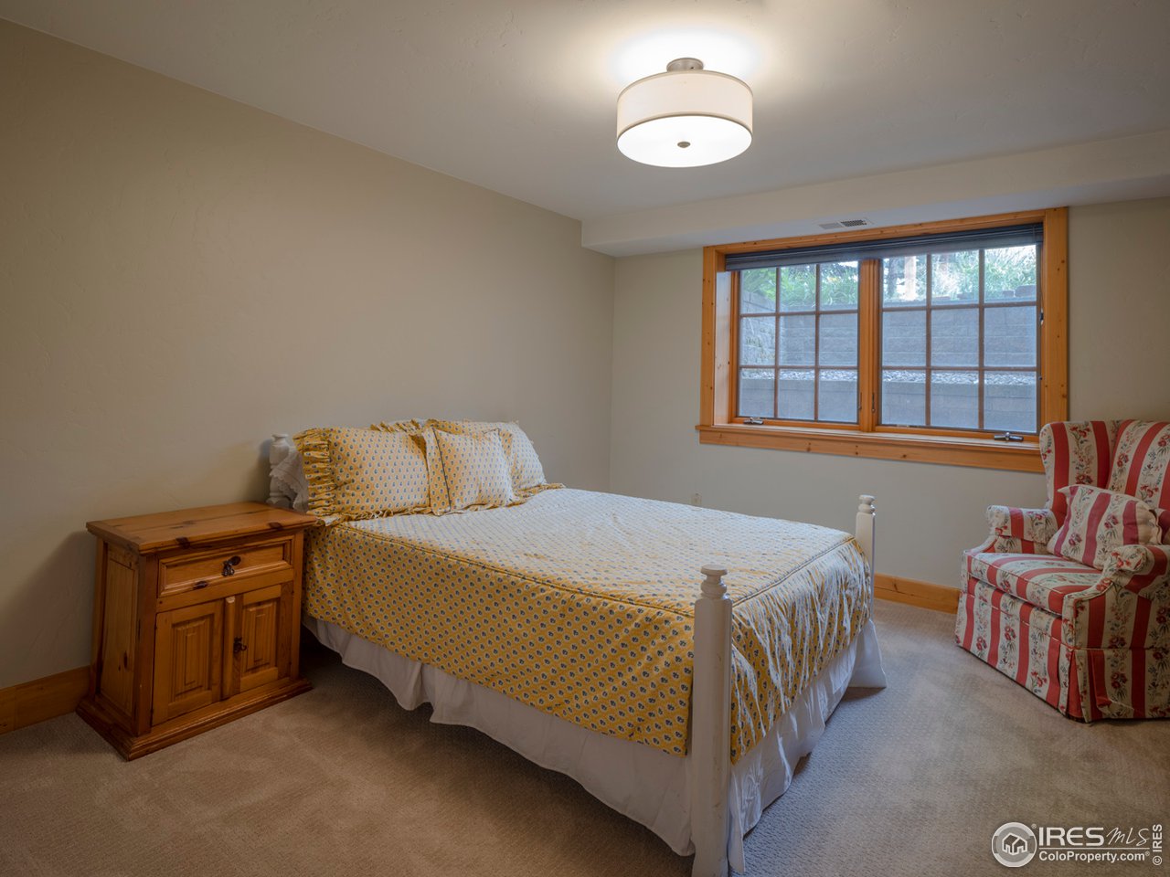 7088 Indian Peaks Trail Boulder, CO 80301 - Photo 33 of 40 Basement bedroom
