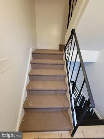 a view of entryway and hall