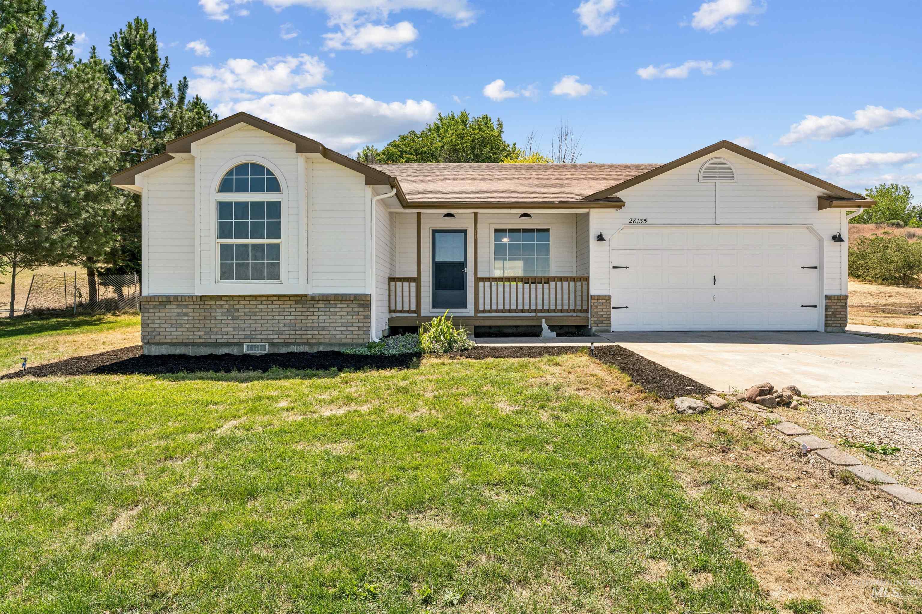 28135 Canal Road Parma, ID 83660 - Photo 2 of 50