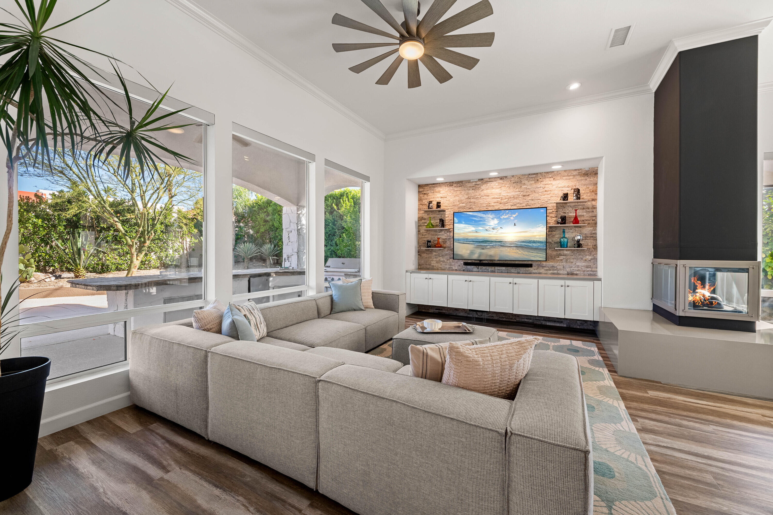 1400 Verdugo Road Palm Springs, CA 92262 - Photo 11 of 50 Media Room 3