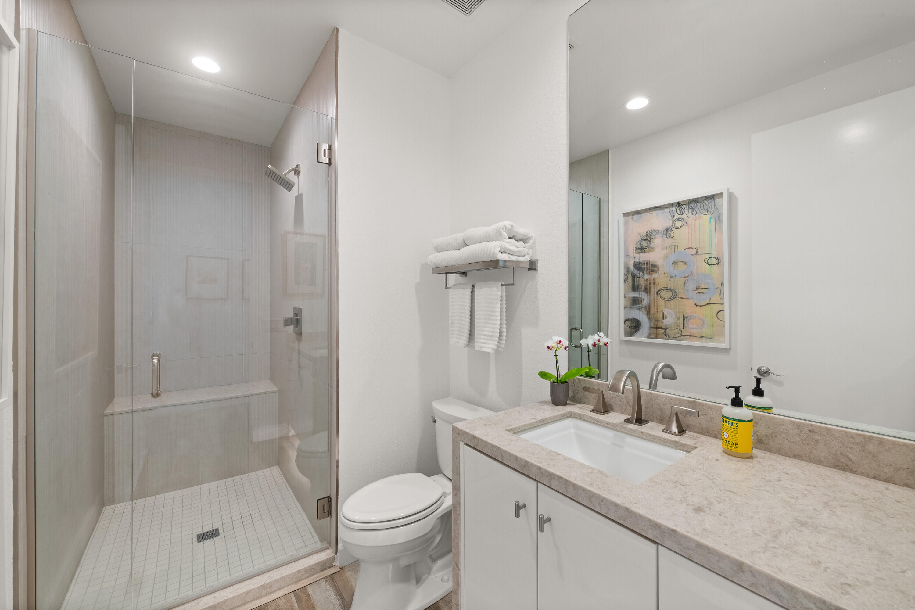 1400 Verdugo Road Palm Springs, CA 92262 - Photo 25 of 50 Guest Bath