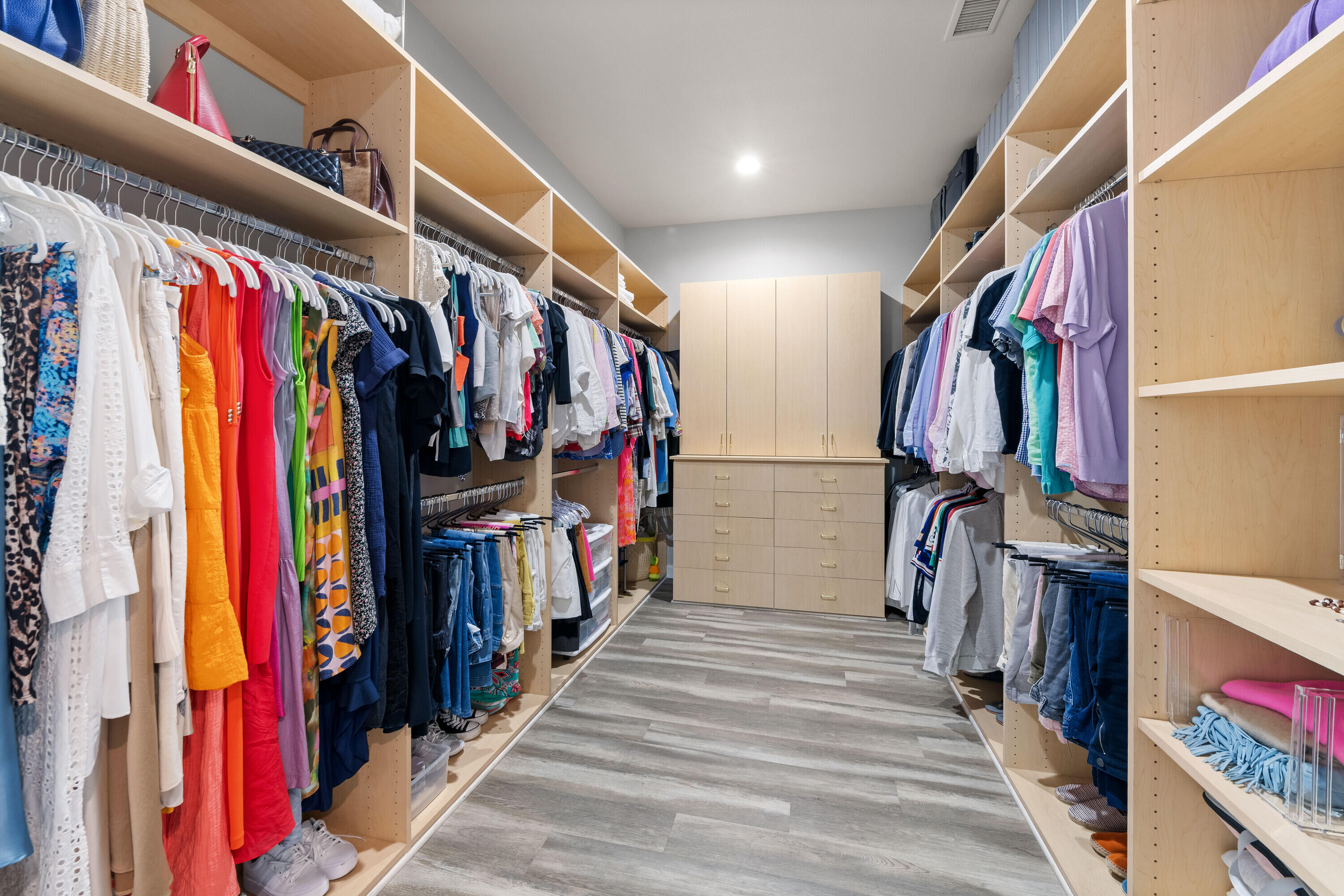 1400 Verdugo Road Palm Springs, CA 92262 - Photo 32 of 50 P Bedroom Closet