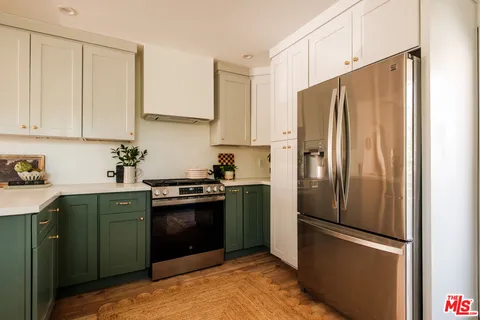 $999,000 | 643 North Vendome Street, Los Angeles, CA 90026