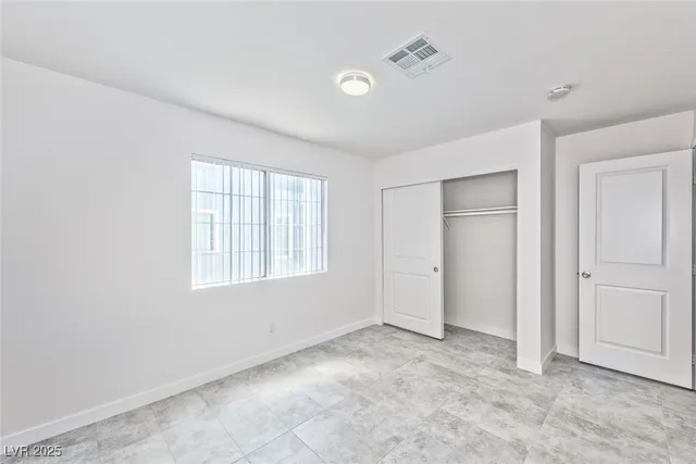 $1,295 | 1870 Nebula Drive, Unit 274, Las Vegas, NV 89115