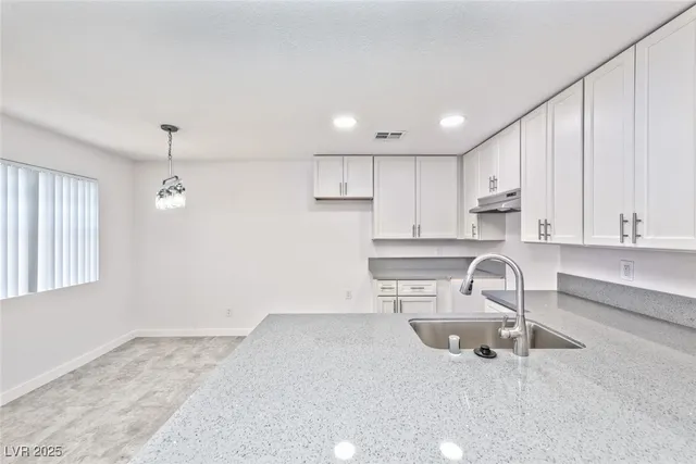 $1,295 | 1870 Nebula Drive, Unit 274, Las Vegas, NV 89115