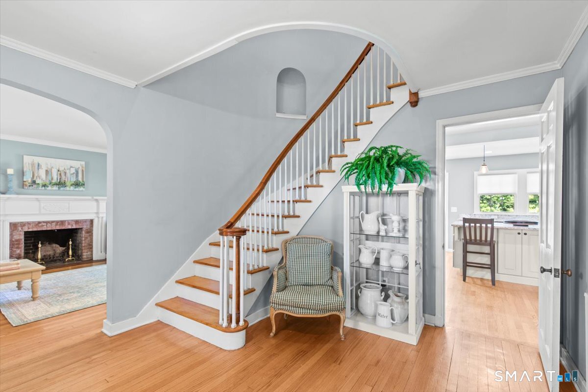 154 Long Hill Road Wallingford, CT 06492 - Photo 3 of 40