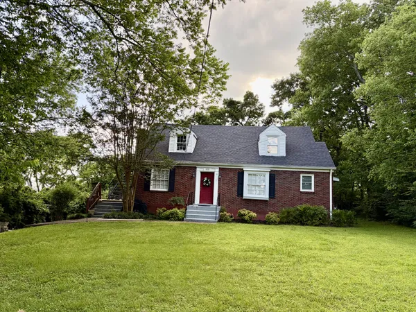 $329,900 | 407 Winding Way, Columbia, TN 38401