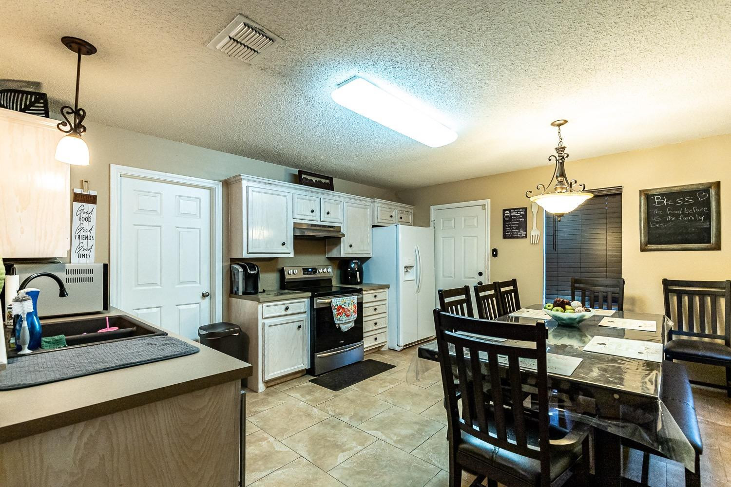 1430 78th Street Lubbock, TX 79423 - Photo 16 of 37 Photo 16