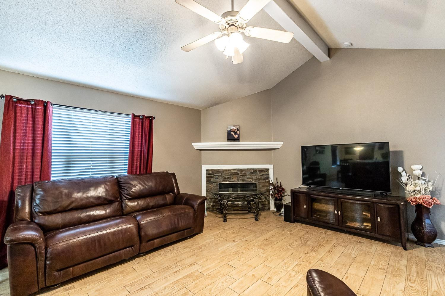 1430 78th Street Lubbock, TX 79423 - Photo 8 of 37 Photo 8