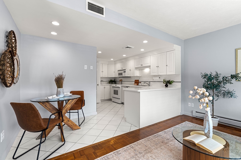 75 Grove Street, Unit 225 Wellesley, MA 02482 - Photo 18 of 41