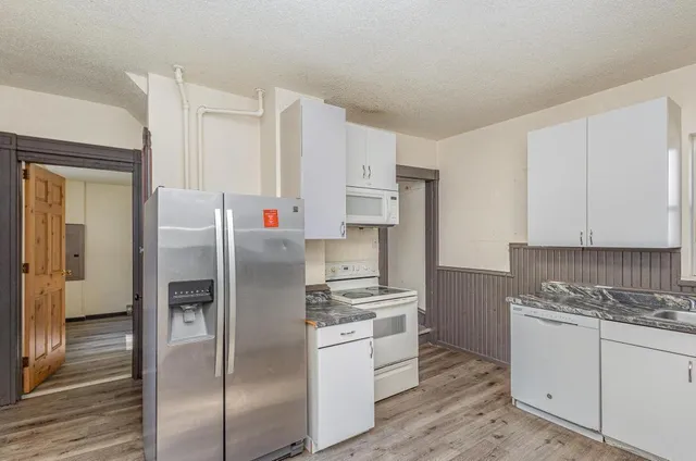 $245,000 | 808 9th Avenue East, Menomonie, WI 54751