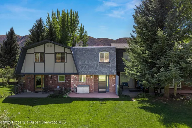 $1,150,000 | 331 Holland Hills Road, Unit 2, Basalt, CO 81621