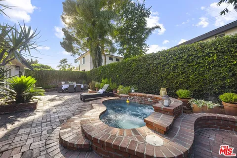 $1,560,000 | 11139 Hortense Street, North Hollywood, CA 91602