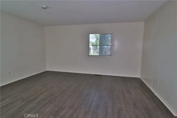 $3,800 | 341 West 124th Street, Los Angeles, CA 90061