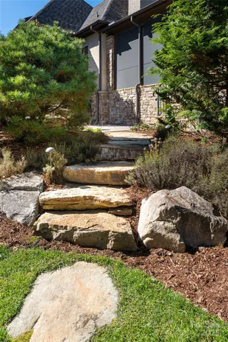 $3,700,000 | 10 Fairsted Drive, Asheville, NC 28803