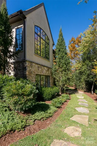 $3,700,000 | 10 Fairsted Drive, Asheville, NC 28803
