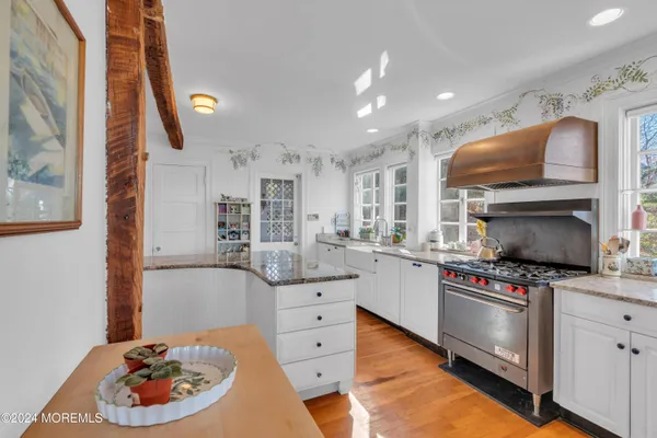 $2,250,000 | 44 West Twin Road, Highlands, NJ 07732