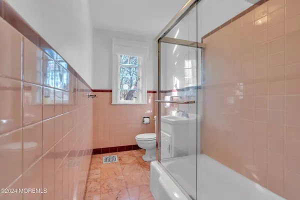 $2,250,000 | 44 West Twin Road, Highlands, NJ 07732
