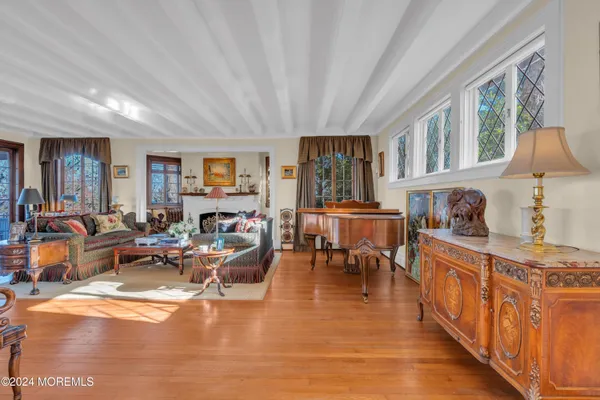 $2,250,000 | 44 West Twin Road, Highlands, NJ 07732