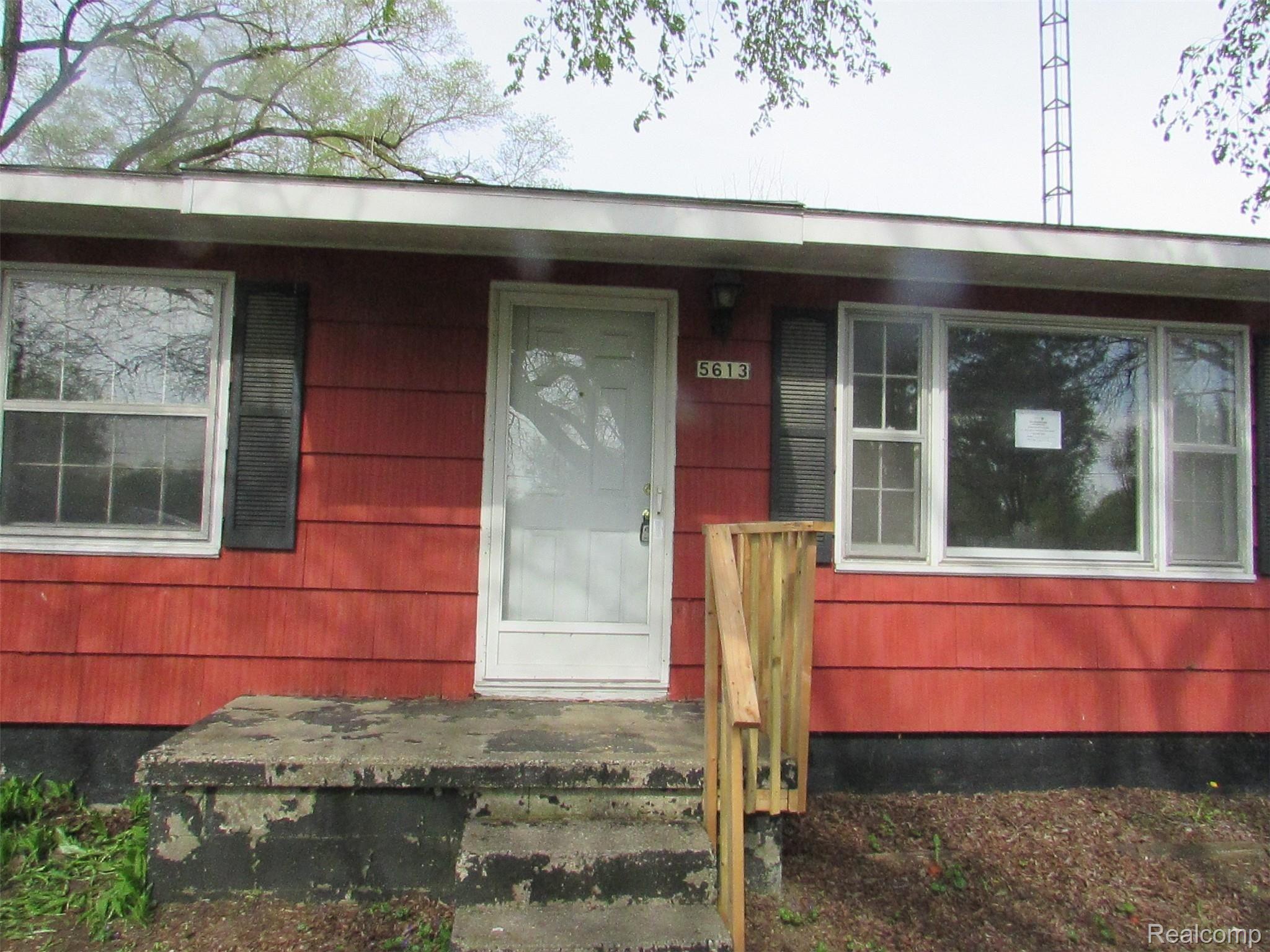 5613 Branch Road Flint, MI 48506 - Photo 2 of 17 branch initials 5-16-19 2019-02-12 054.JPG