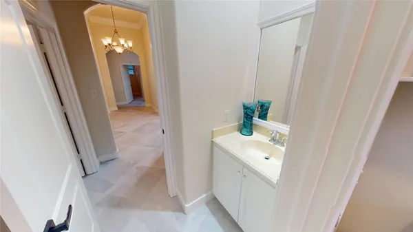$3,100 | 119 April Waters Drive West, Conroe, TX 77356