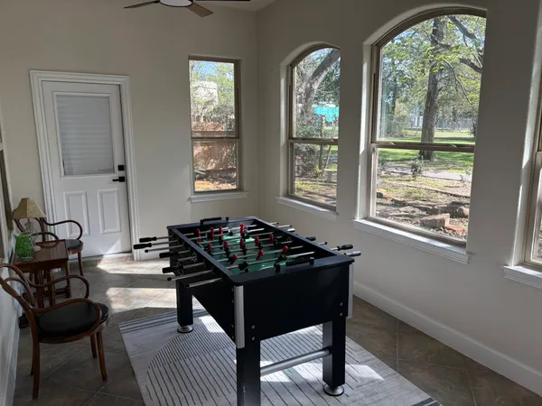$3,100 | 119 April Waters Drive West, Conroe, TX 77356