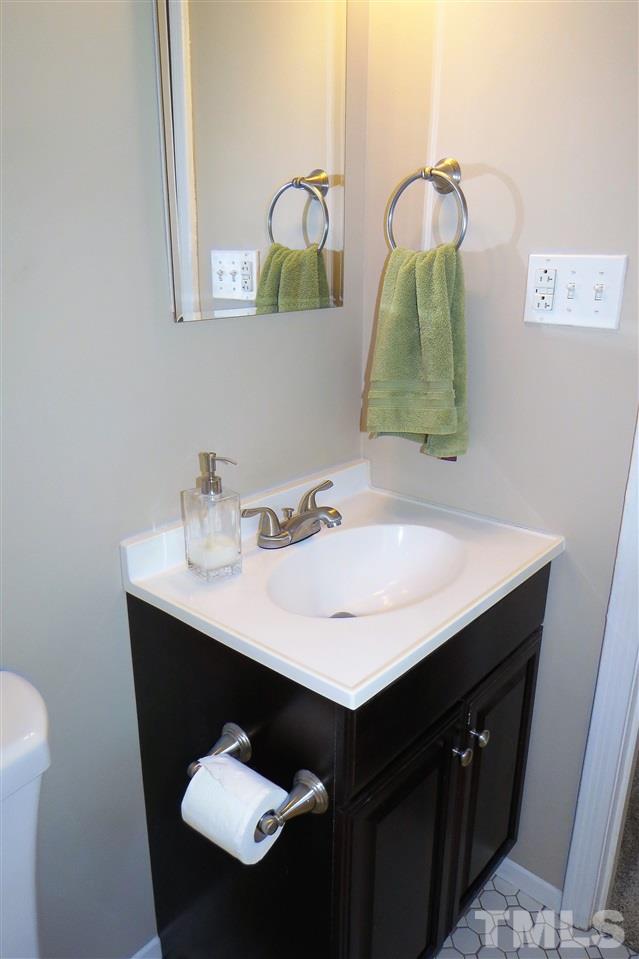 5224 Olive Road Raleigh, NC 27606 - Photo 11 of 19