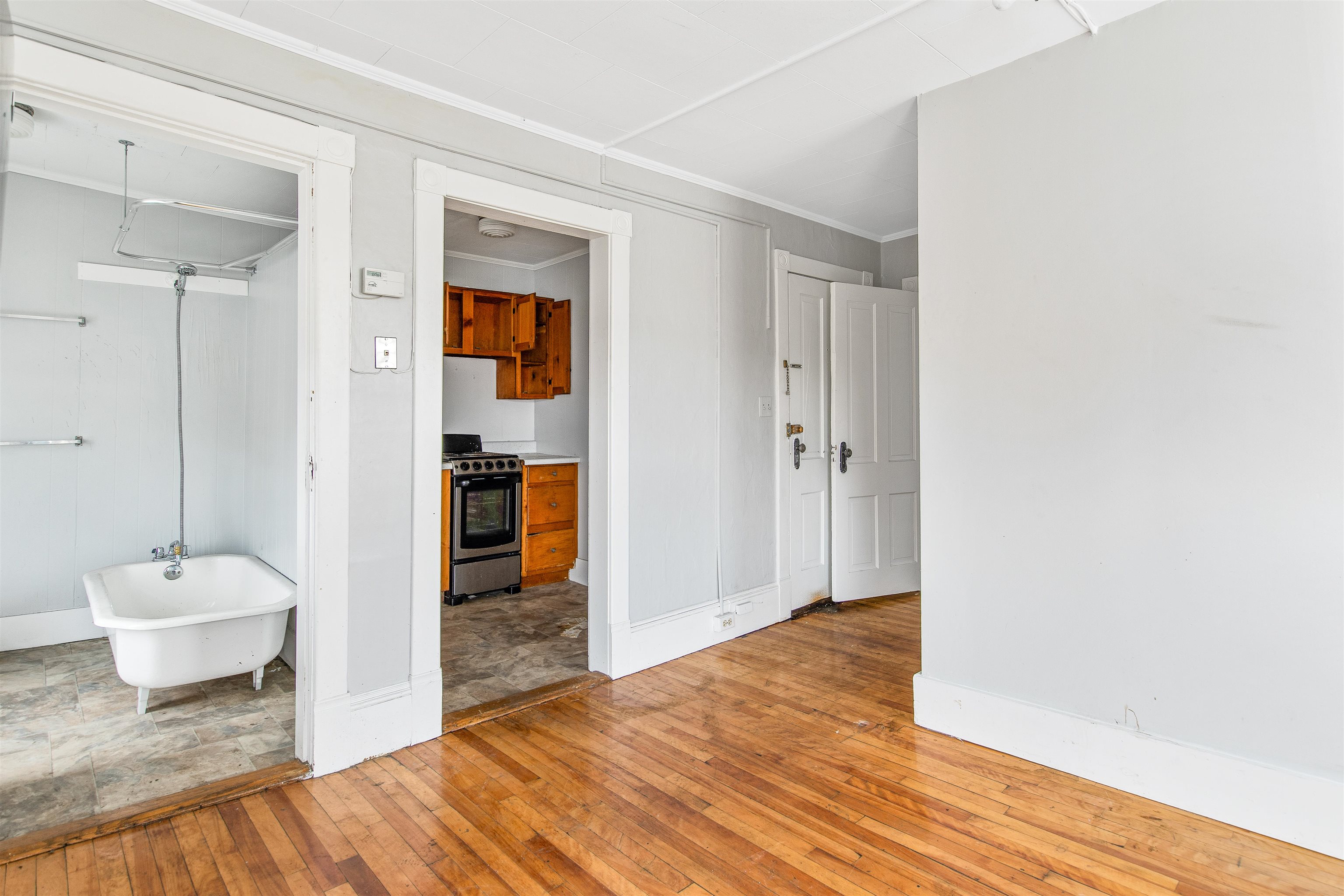 4 Elm Street, Unit 303 Lancaster, NH 03584 - Photo 4 of 7