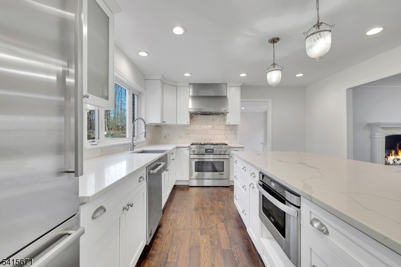 54 Robin Glen Road Watchung, NJ 07069 - Photo 20 of 42