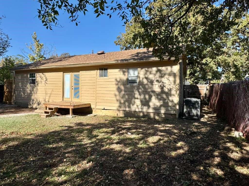 4008 Springdale Road Haltom City, TX 76111 - Photo 17 of 18