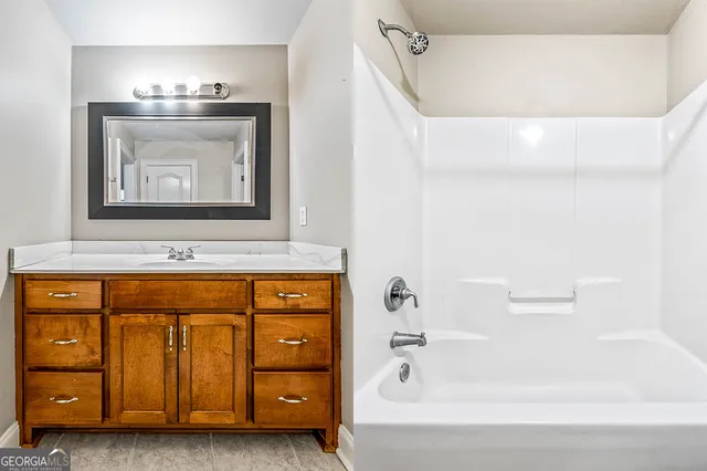 $599,900 | 1615 Avery Drive, Locust Grove, GA 30248