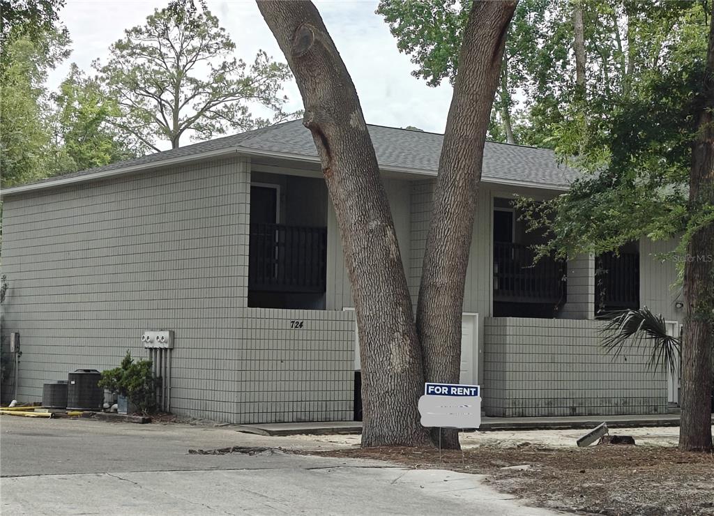 724 Southwest 68th Terrace, Unit C3 Gainesville, FL 32607 - Photo 1 of 7