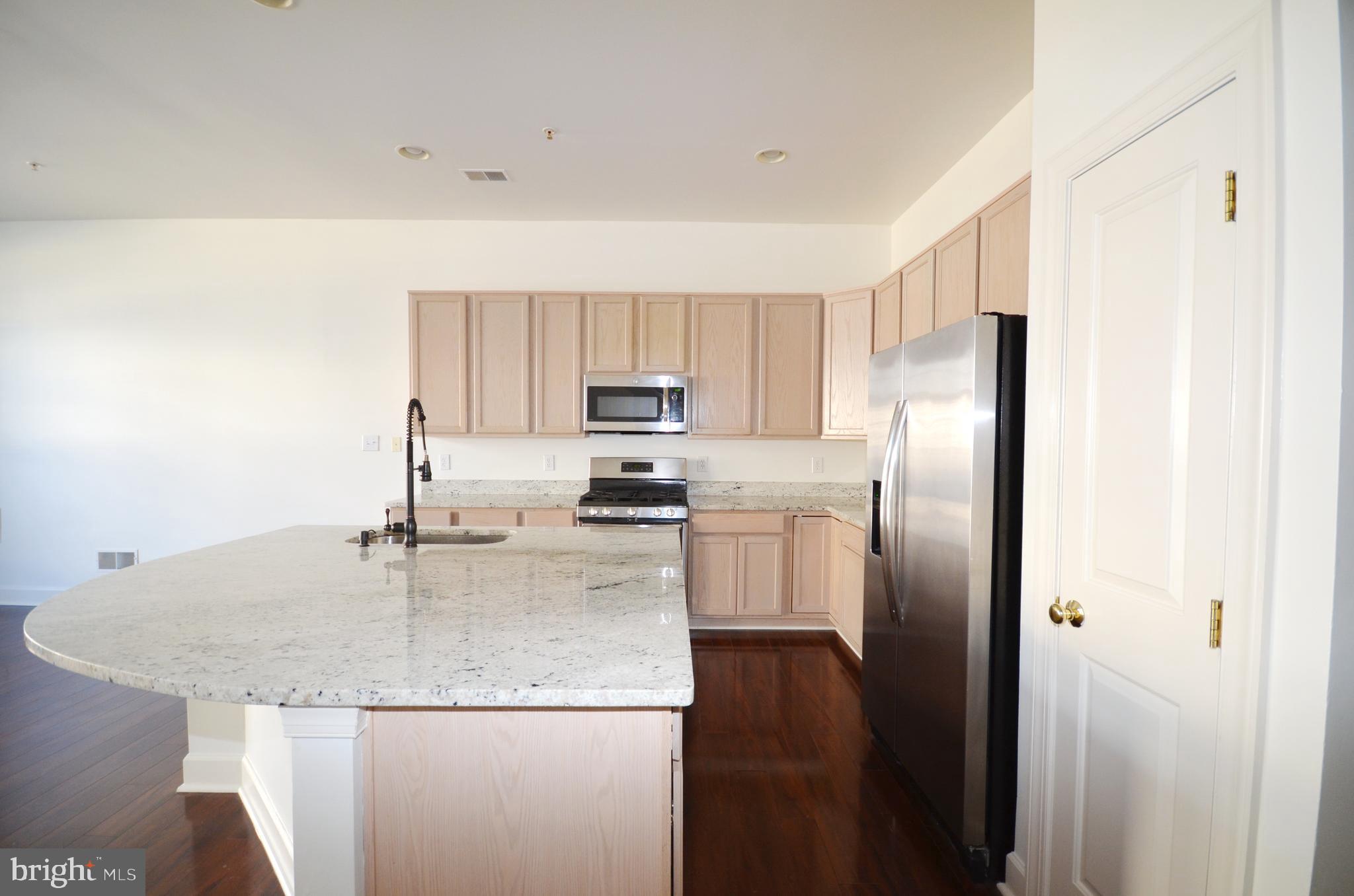 12811 Clarksburg Square Road Clarksburg, MD 20871 - Photo 4 of 36 Gallery Image 4