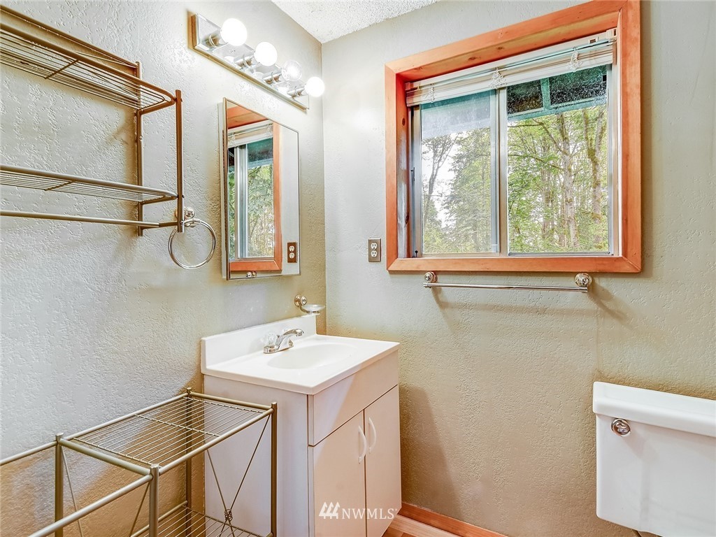 16223 Southeast 136th Street Renton, WA 98059 - Photo 20 of 25 Gallery Image 20