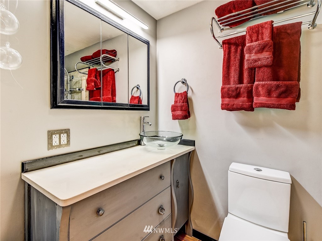 16223 Southeast 136th Street Renton, WA 98059 - Photo 10 of 25 Gallery Image 10