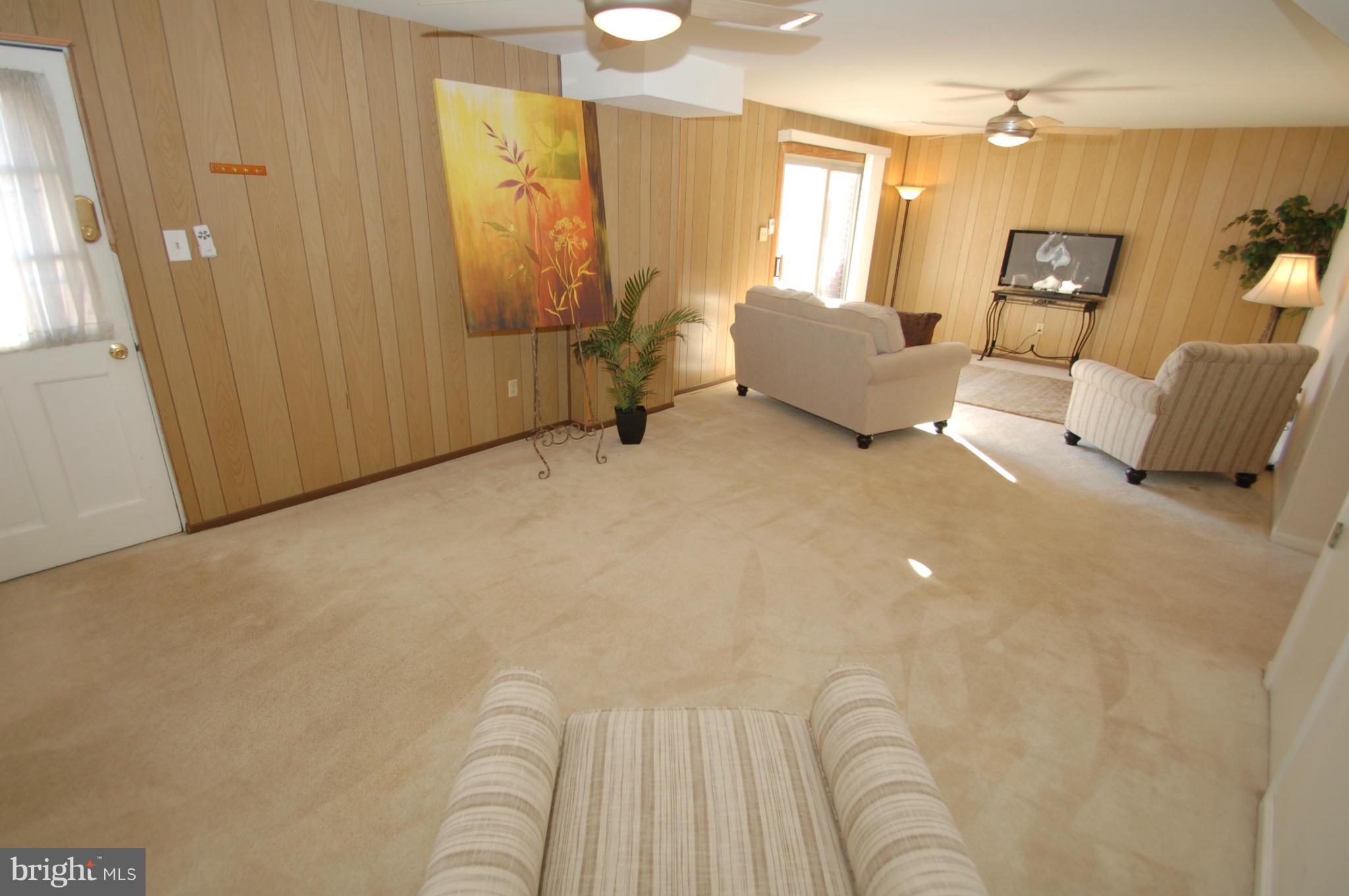 8443 Lakinhurst Lane Springfield, VA 22152 - Photo 23 of 30 28 foot Recreation Room