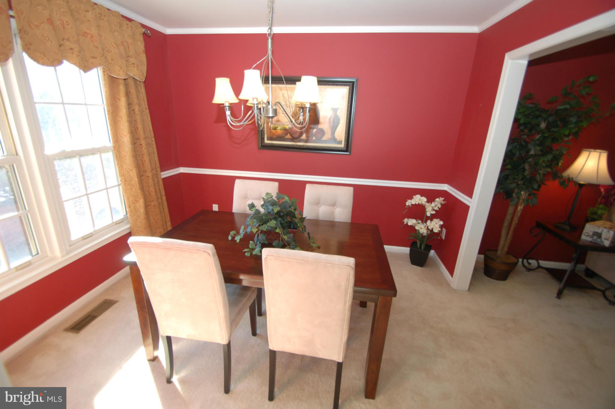 8443 Lakinhurst Lane Springfield, VA 22152 - Photo 6 of 30 Dining Room