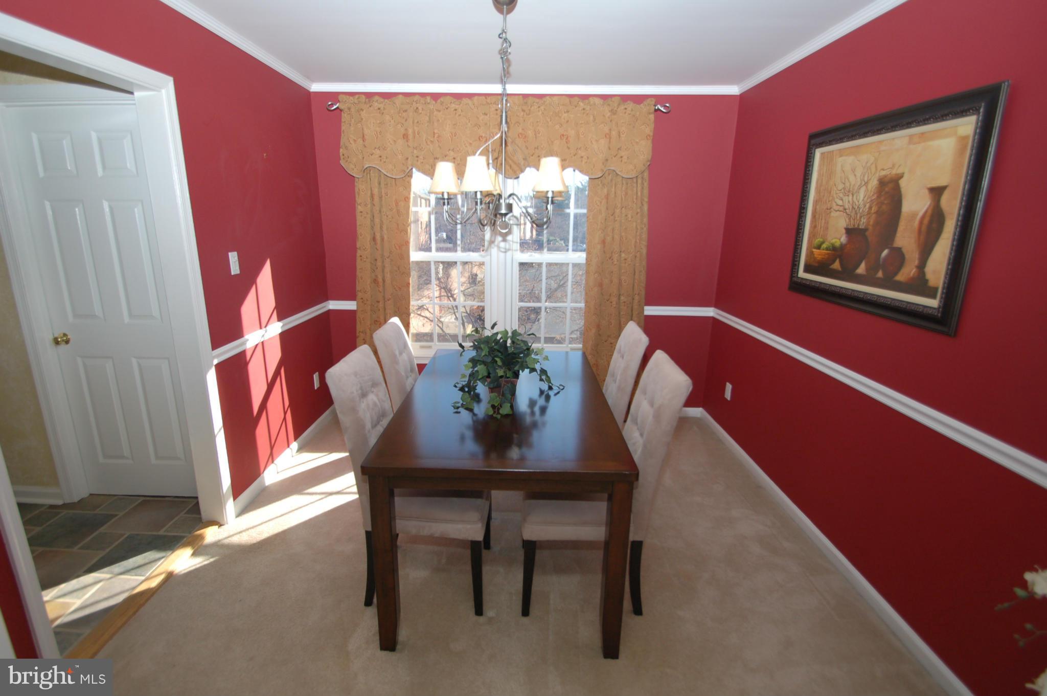 8443 Lakinhurst Lane Springfield, VA 22152 - Photo 7 of 30 Dining Room