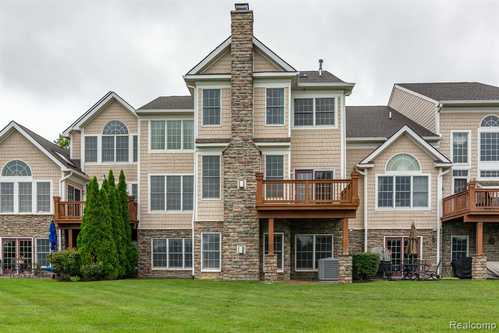 24931 Reeds Pointe Drive Novi, MI 48374 - Photo 33 of 42 Gallery Image 33