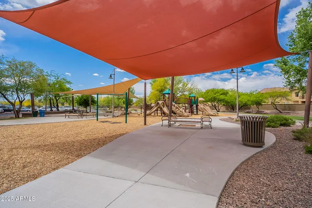 $1,950 | 39531 North White Tail Lane, Anthem, AZ 85086