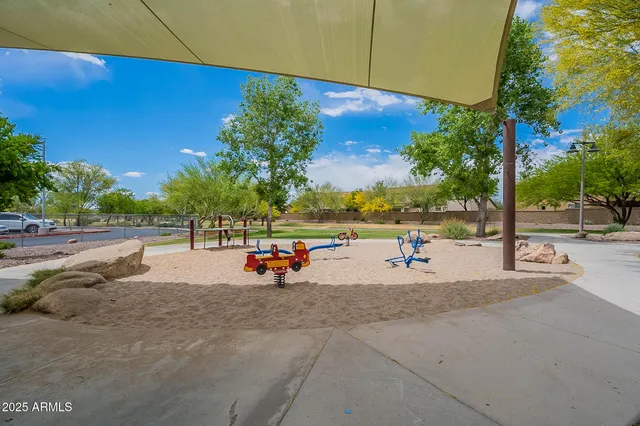 $1,950 | 39531 North White Tail Lane, Anthem, AZ 85086