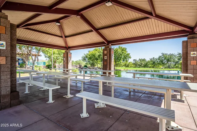 $1,950 | 39531 North White Tail Lane, Anthem, AZ 85086