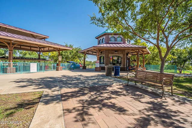 $1,950 | 39531 North White Tail Lane, Anthem, AZ 85086