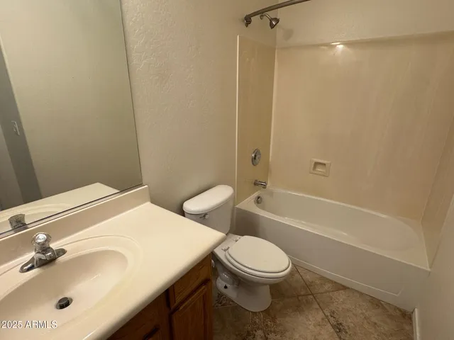 $1,950 | 39531 North White Tail Lane, Anthem, AZ 85086