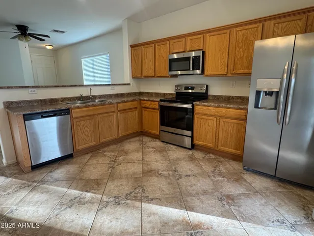 $1,950 | 39531 North White Tail Lane, Anthem, AZ 85086