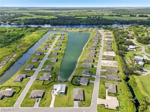 $299,900 | 856 General D MacArthur Avenue, LaBelle, FL 33935