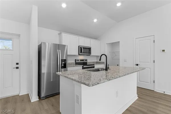 $299,900 | 856 General D MacArthur Avenue, LaBelle, FL 33935