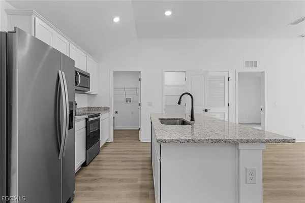 $299,900 | 856 General D MacArthur Avenue, LaBelle, FL 33935