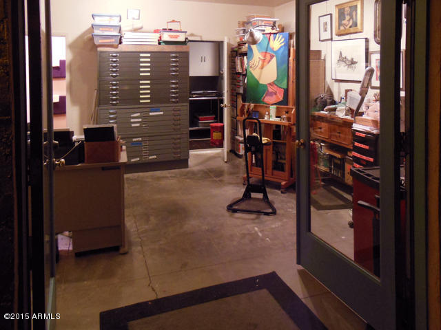 310 West Almeria Road Phoenix, AZ 85003 - Photo 25 of 34 23_ArtStudio1_310WAlmeria