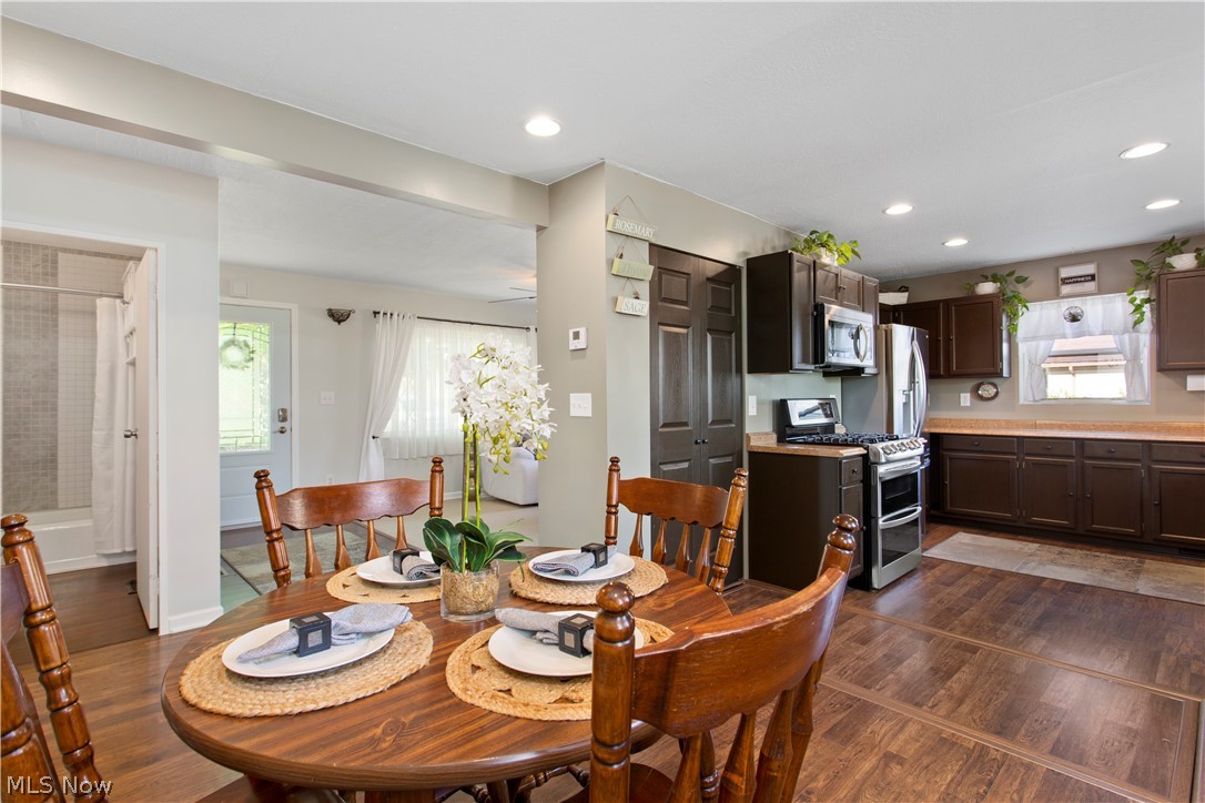 5247 Fenn Road Medina, OH 44256 - Photo 9 of 34 Gallery Image 9